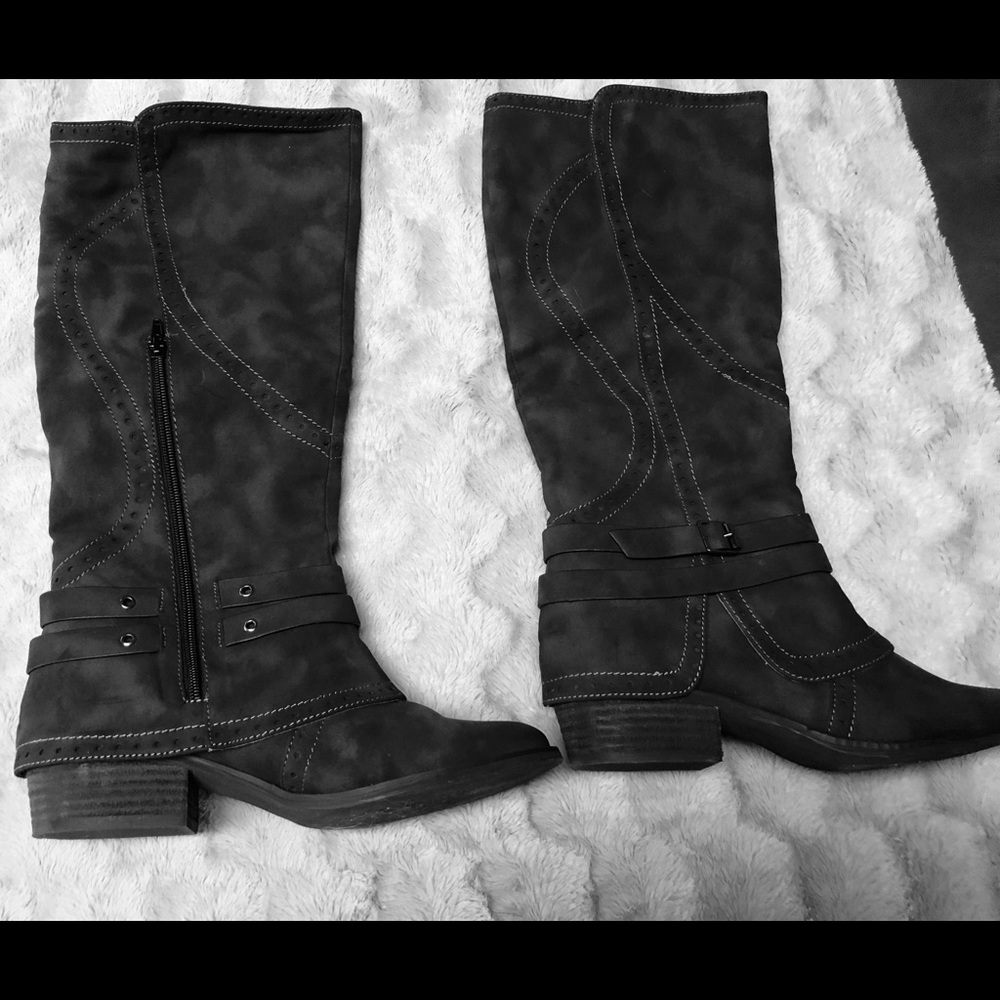 Not Rated- Black Knee High Boots- 8.5